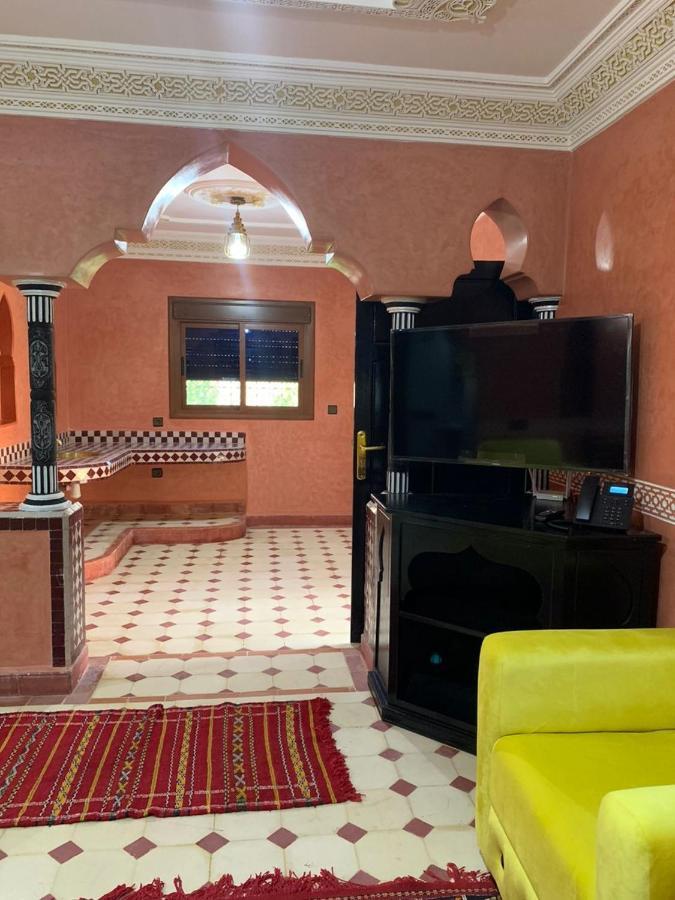 Dar Alfourssane Ferme D'Hote Уарзазат Экстерьер фото